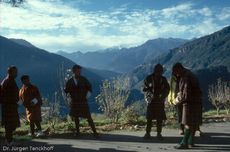 1127_Bhutan_1994_Tongsa.jpg
